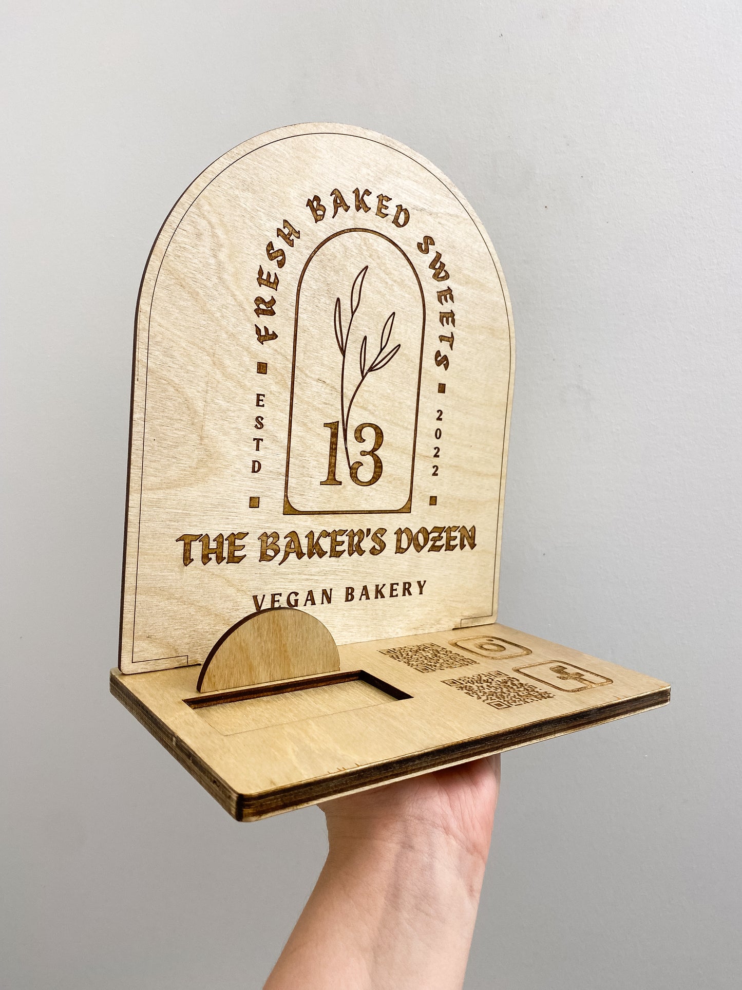 Arched Wood QR Table Display