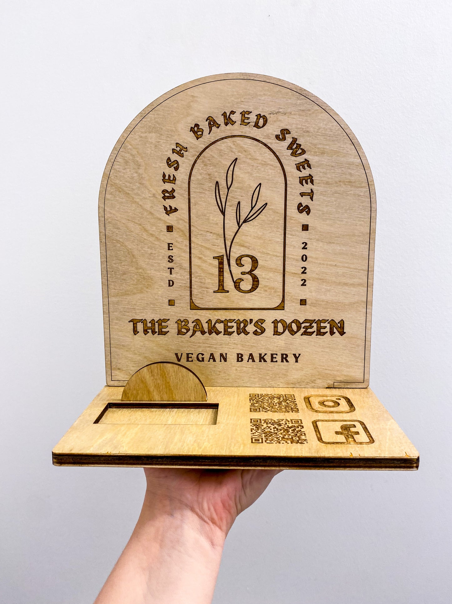 Arched Wood QR Table Display